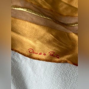 Vintage oscar de la renta scarf 100% silk